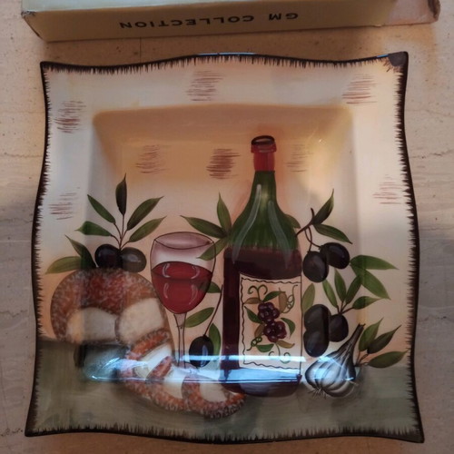 Square decorative platter GM Collection like new, summer design