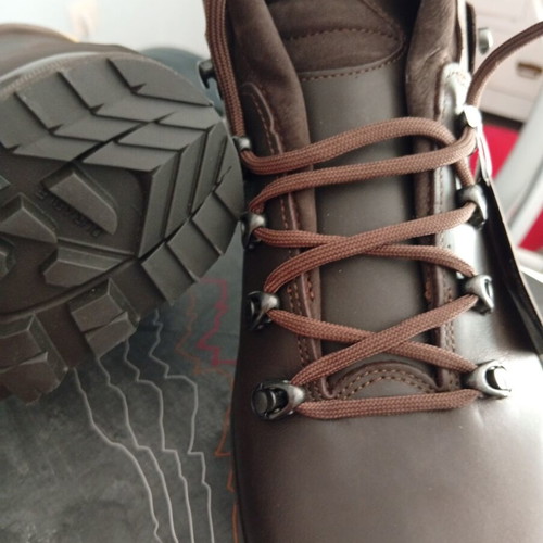 Lowa Munro PL boots new, size 44.5, brown leather