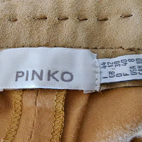 Pinko suede skirt used, size medium, beige