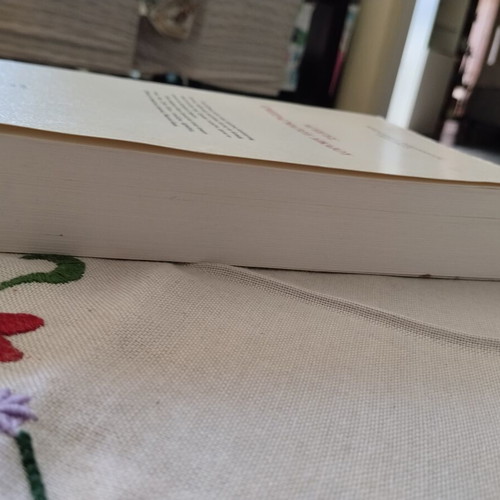 Agoges Empragmatou Dikaiou book like new, signed by Konstantinos Papadopoulos