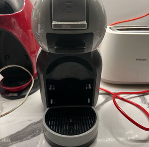NESCAFÉ DOLCE GUSTO Krups Mini Me Καφετιέρα Πίεσης 15bar Grey