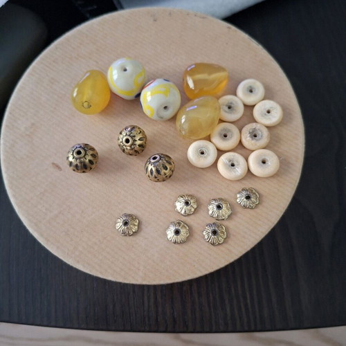 Beads for bracelet like new