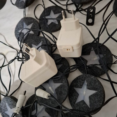 Christmas LED lights 2 separate strings like new, warm light