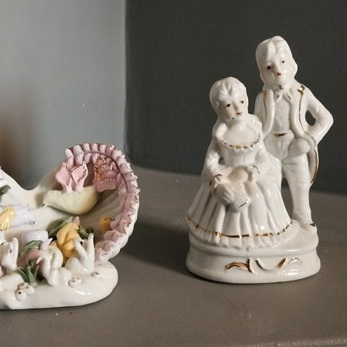 Vintage porcelain decorative figures used, set of 2 pieces