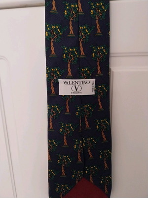 Вратовръзка Valentino 100% коприна нова, синя, дължина 1,40 м