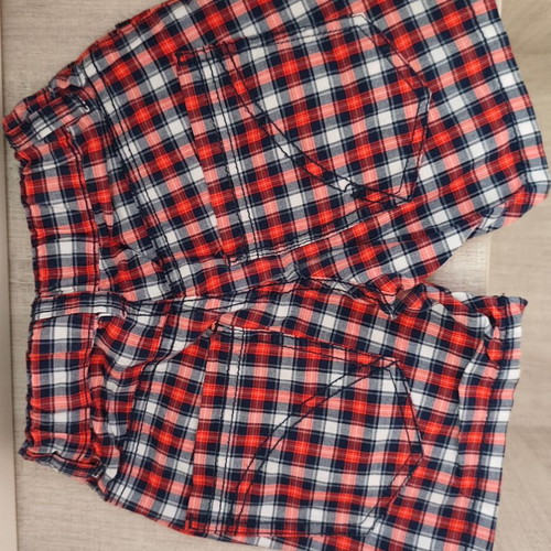Benetton boys' short plaid fabric, like new, age 3-4