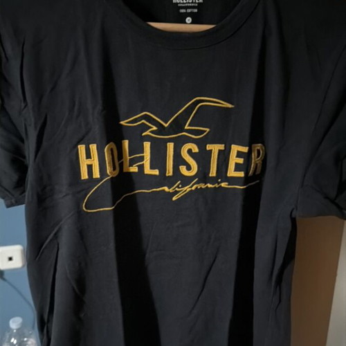 Hollister T-shirt used, size M, black