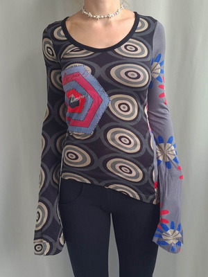 Desigual women's long sleeve top size S used, gray