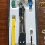 Compass set like new, school supplies