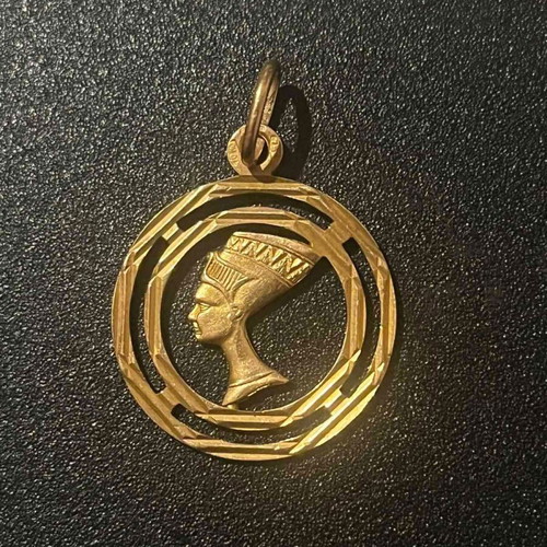Handmade Egyptian Nefertiti Pendant 18Kt like new, Dual Face technique