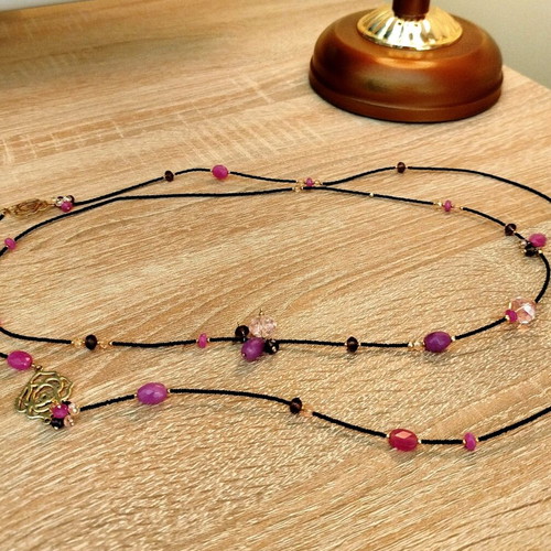 Long women's necklace like new, gold-plated silver multicolor