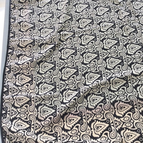 Scarf large 140x140cm like new, from Turkey with beautiful edging