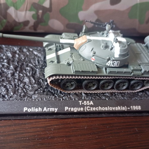DeAgostini T-55A Polish Army tank model 1:72