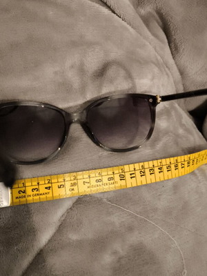 Sunglasses like new, black and gray