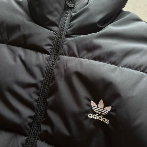 Adidas black puffer vest Small like new
