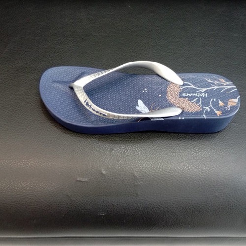 Platform flip-flops with silver straps