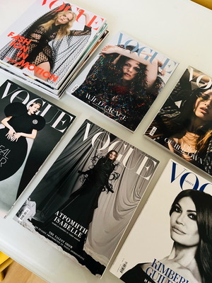 Vogue Greece 2025, σετ 11 τεύχη σαν καινούργιο