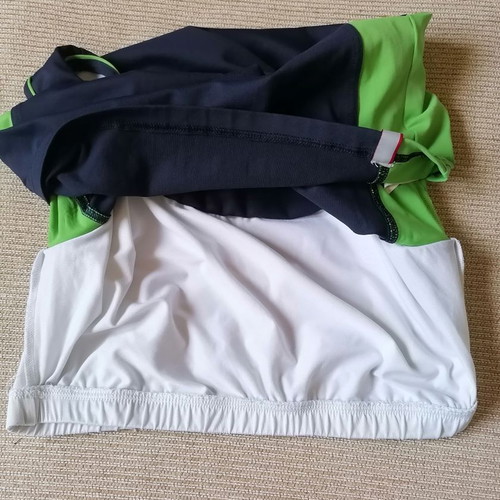 York Woman sports top with built-in bra XL, blue