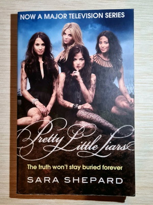 Βιβλίο Pretty Little Liars σαν καινούργιο, αγγλική γλώσσα