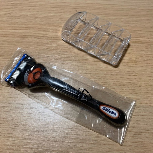 Gillette Fusion ProGlide razor with FlexBall technology and metal handle new