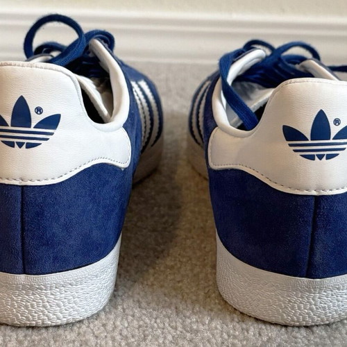 Adidas Gazelle Athletic Shoes Like New, Size 40.5, Blue and White