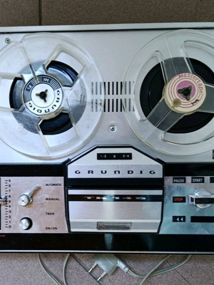 Grundig TK146 tape recorder used missing cover and handle
