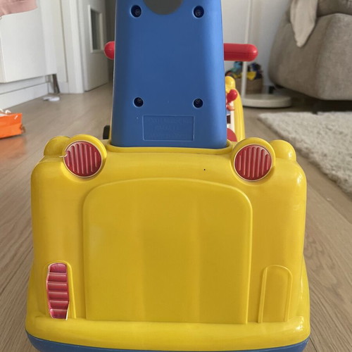 Fisher Price ride-on car used, comfortable seat, fully functional