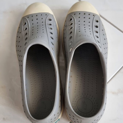 Native Shoes water shoes used, gray, size 44.5-45