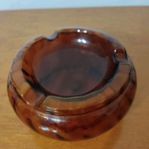 Honey glass bowl-ashtray from the 80s like new