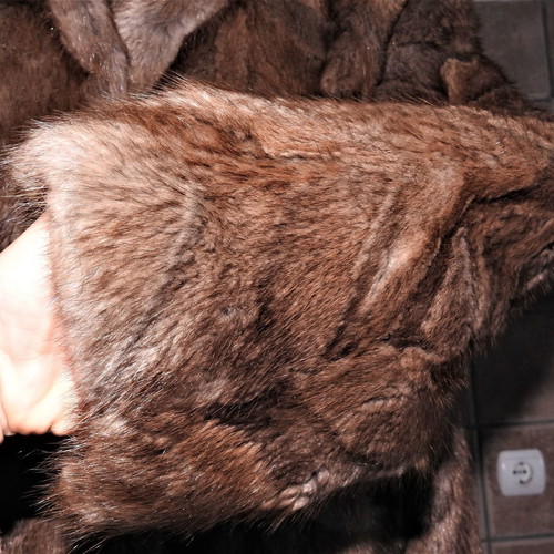 Calf fur used short brown-beige coat