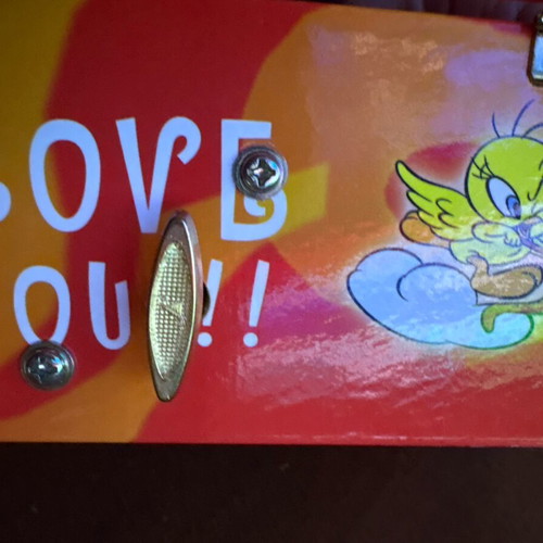 Vintage Looney Tunes musical jewelry box with Tweety like new