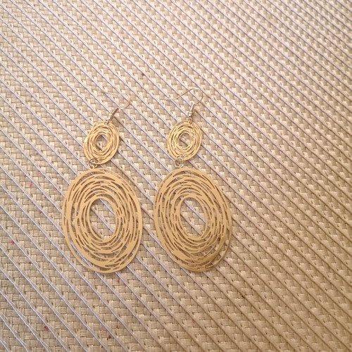 Zara gold-tone necklace and matching earrings set new