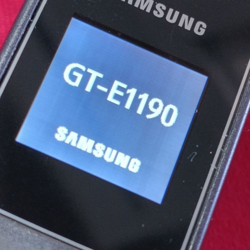 Samsung E1190 used mobile phone for everyday use
