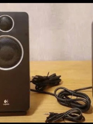Logitech Z-10 ηχεία σαν καινούργια 30W με πλήκτρα αφής και LCD οθόνη