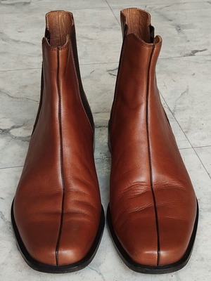 Boss Shoes men's brown ankle boots like new, size 42