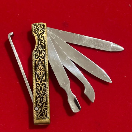 Vintage German Solingen Bayer pocket knife WW2 like new with leather sheath