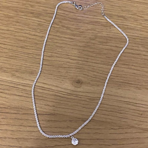 Silver necklace like new