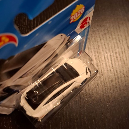 Toyota Prius Custom Hot Wheels 2026 καινούργιο, άθικτο στο κουτί