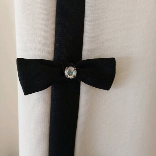Chic dress new, size 3, black and white