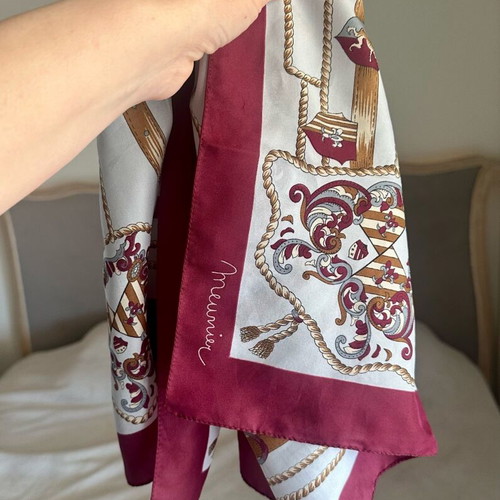Vintage scarf Meunier like new in vine red and grey