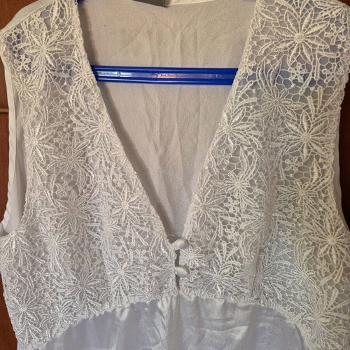 Daisy nightgown and robe set used, white, size XL
