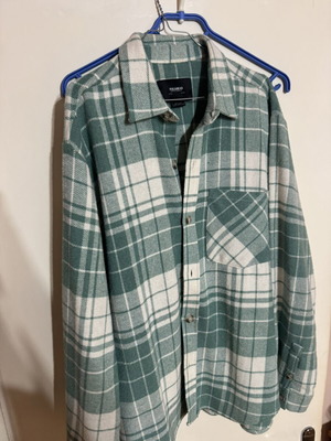 Pull & Bear ανδρικό πουκάμισο XL βαμβακερό χοντρό σαν καινούργιο, άσπρο πράσινο