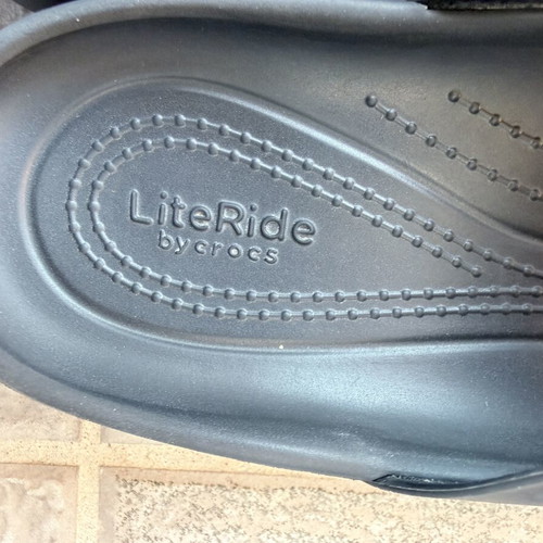 Crocs women's sandals like new, size 41/42, black