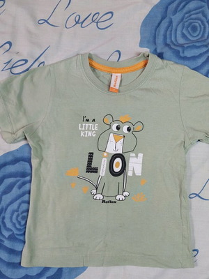 Reflex t-shirt used for 2 years with small defect