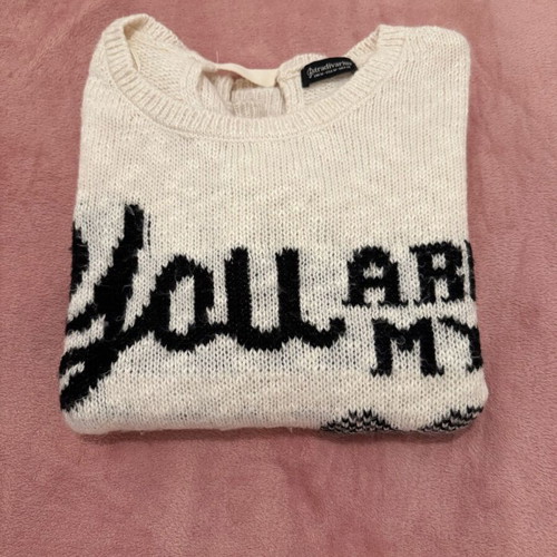 Stradivarius wool sweater size M like new, black and white