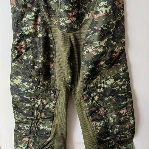 Paintball and airsoft protective pants Inspire Assault size L new