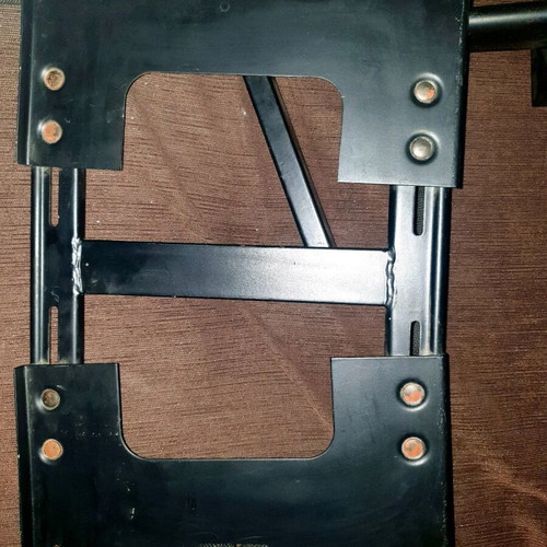 TV and speaker mounting bracket like new with adjustable size