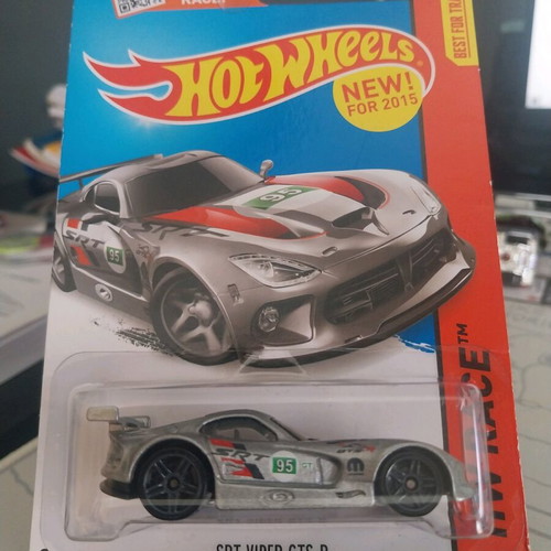 Hot Wheels SRT Viper GTS-R new
