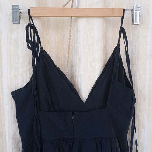 DKNY silk dress like new, black, size M