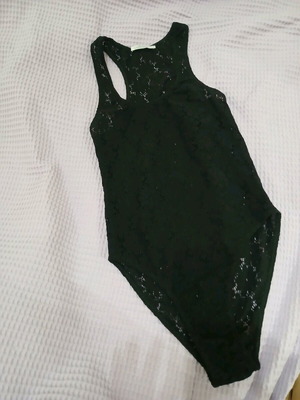 Zara lace elastic black bodysuit like new, size S